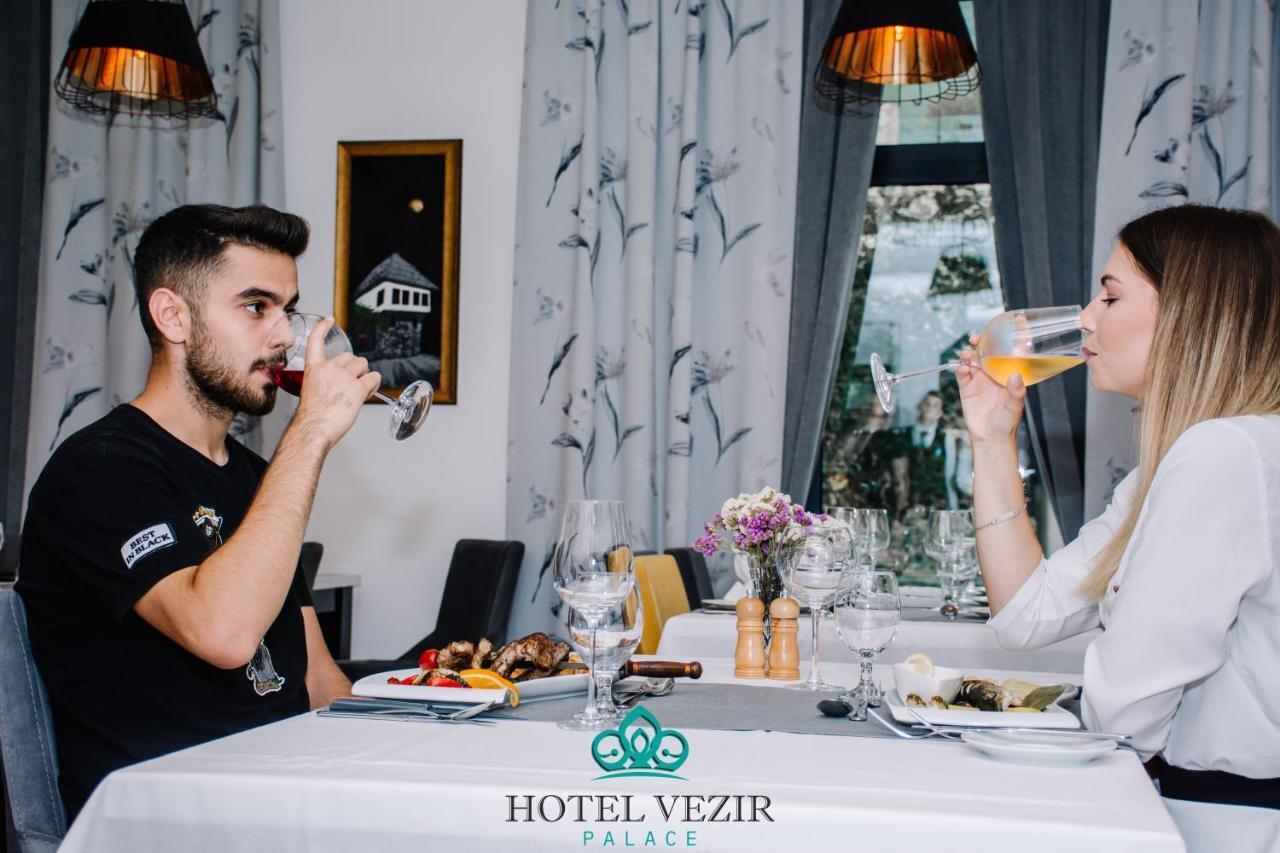 Vezir Palace ترافنيك